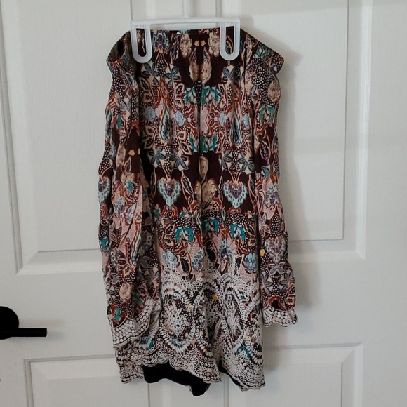 Romper - Picture 2 of 3